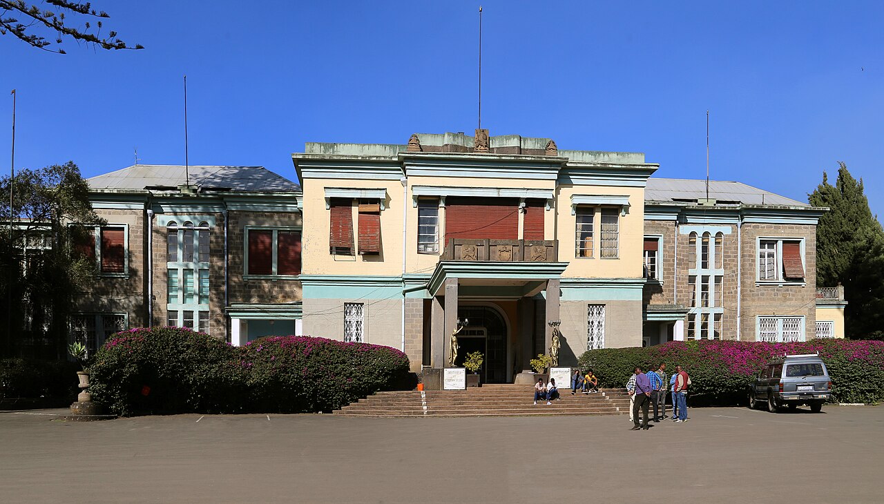 addis abeba, museo etnografico, nel palazzo di haile selassie 01